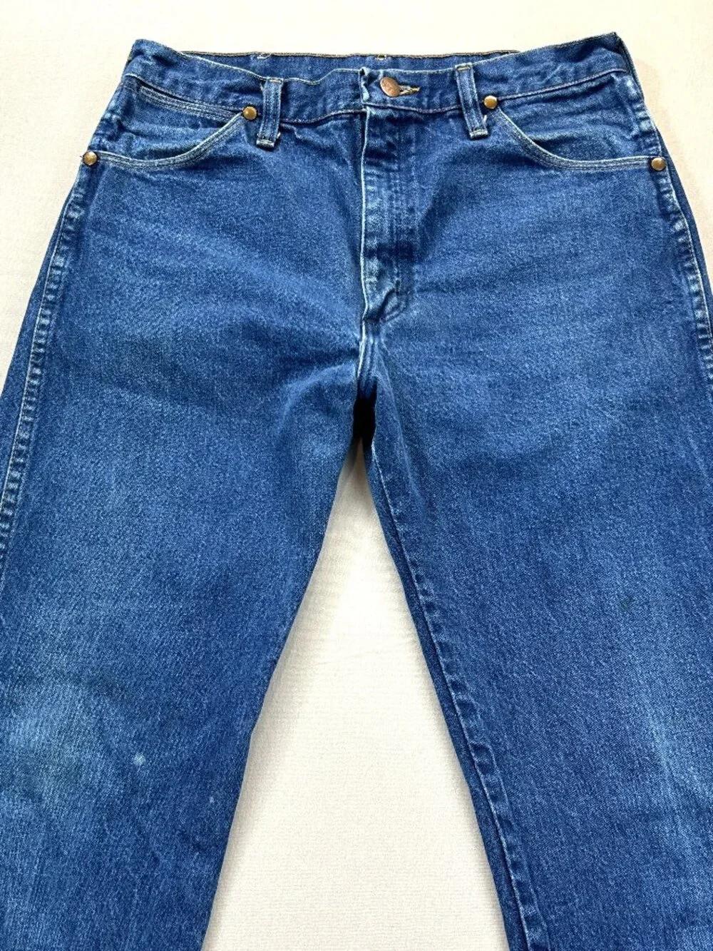 Wrangler Straight Jeans Mens Size 32x33 Blue Denim Vintage 13MWZ Made in USA